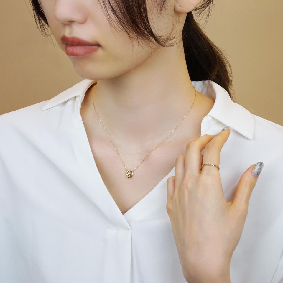 超目玉 テイクアップ ダイヤモンド ムーンドロップ ネックレス Pt900