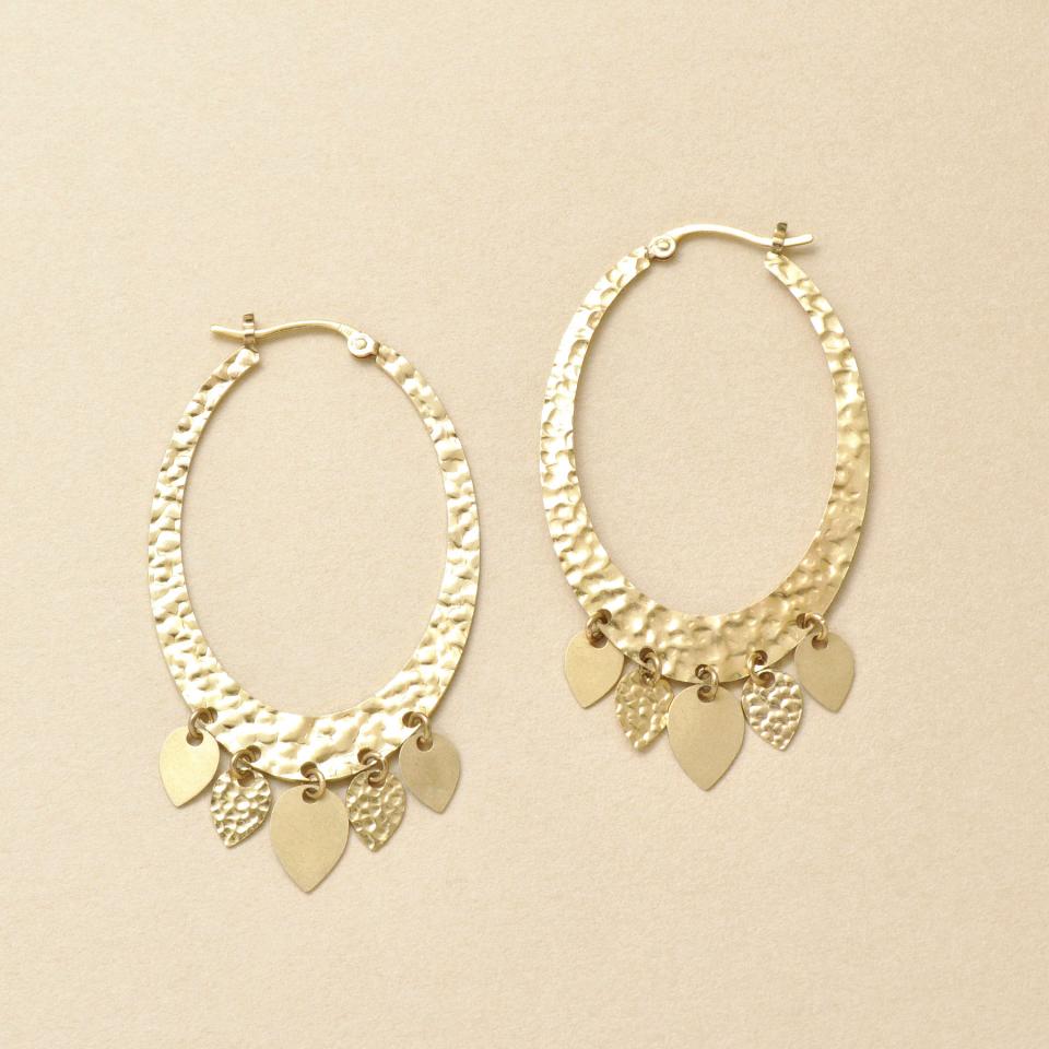 《Vintage Collection》2010年 オーバル&リーフピアス