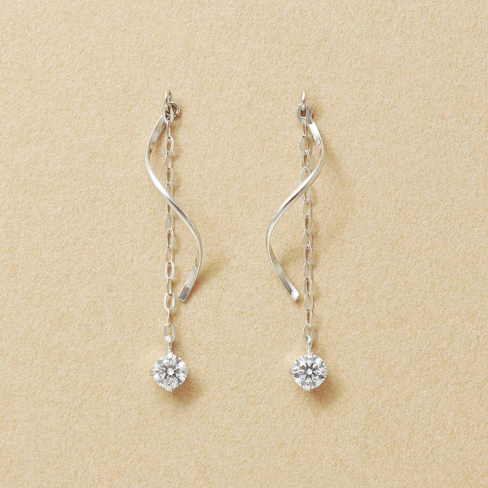 【Lively】K10 キラ ヒネリ スイングピアス( WG)