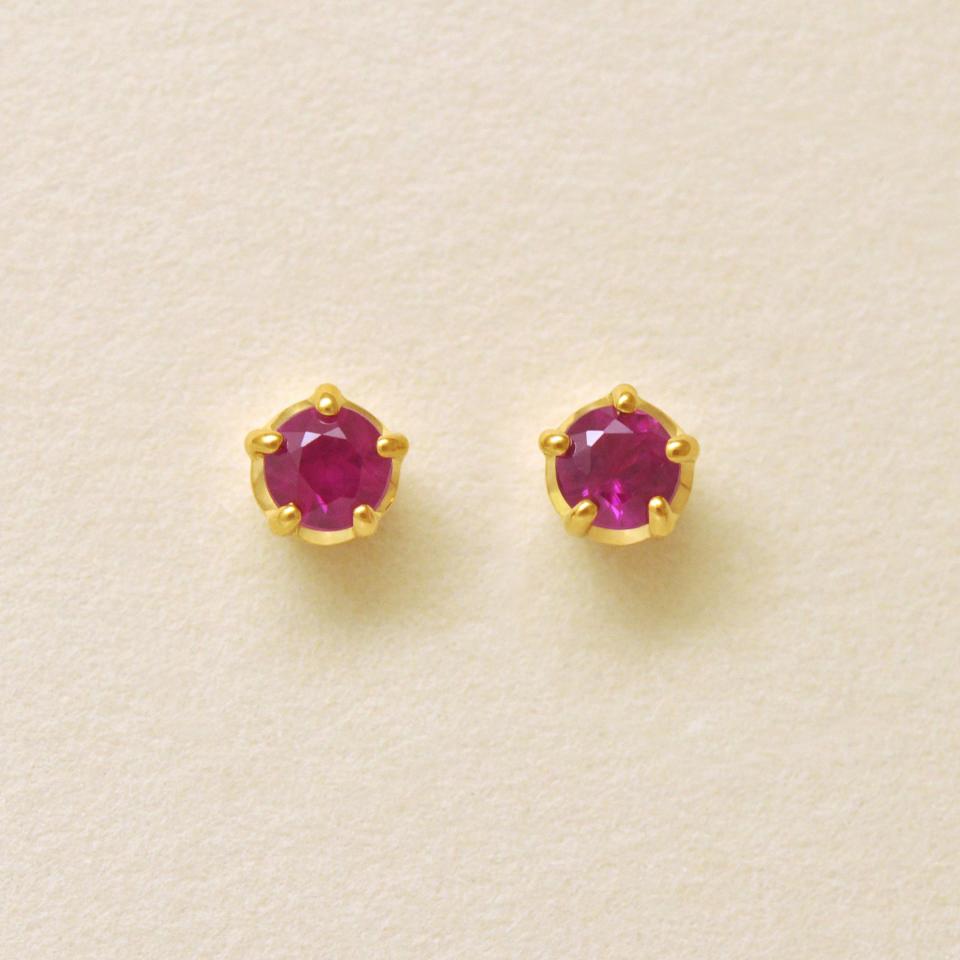 [ セカンドピアス] K18ルビーピアス( Φ3mm)