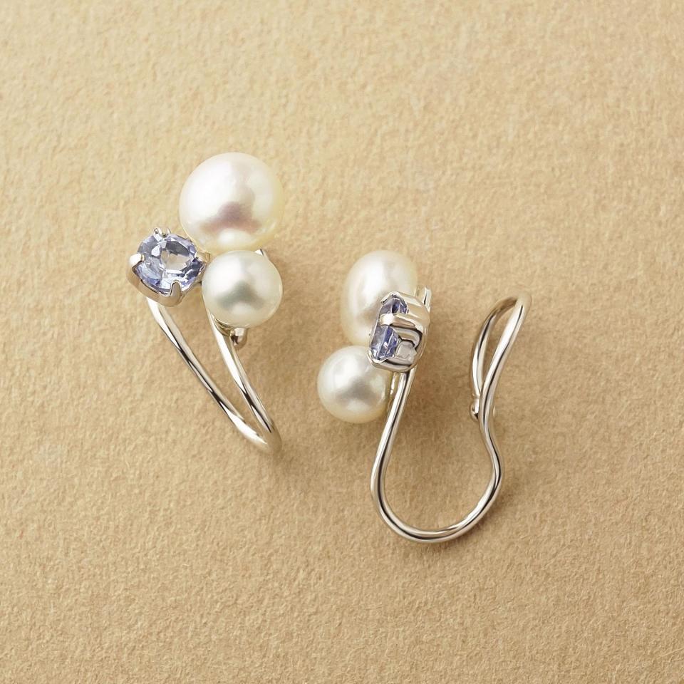 [ フワットイヤリングス]タンスイパール&タンザナイト　イヤリング