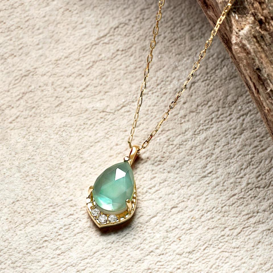 【COSTA BREEZE】K10 ラグーン　ホワイトシェル×グリーンクォーツネックレス