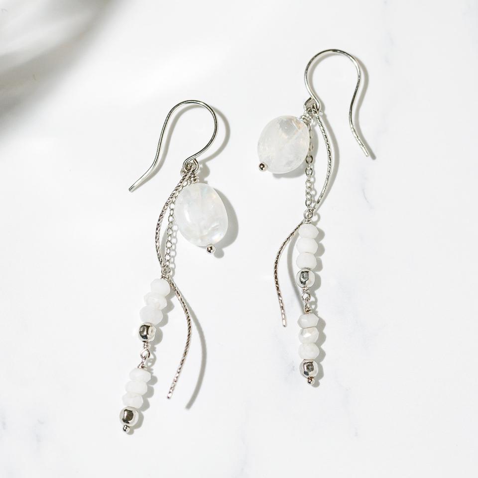 【Precious】GF ブルームーンストーン リップルライン ピアス