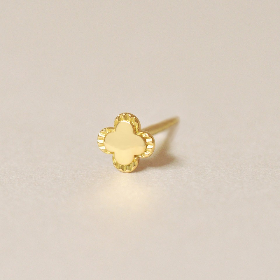 【 Solo Pierce】[ セカンドピアス] K18リリーハーフピアス