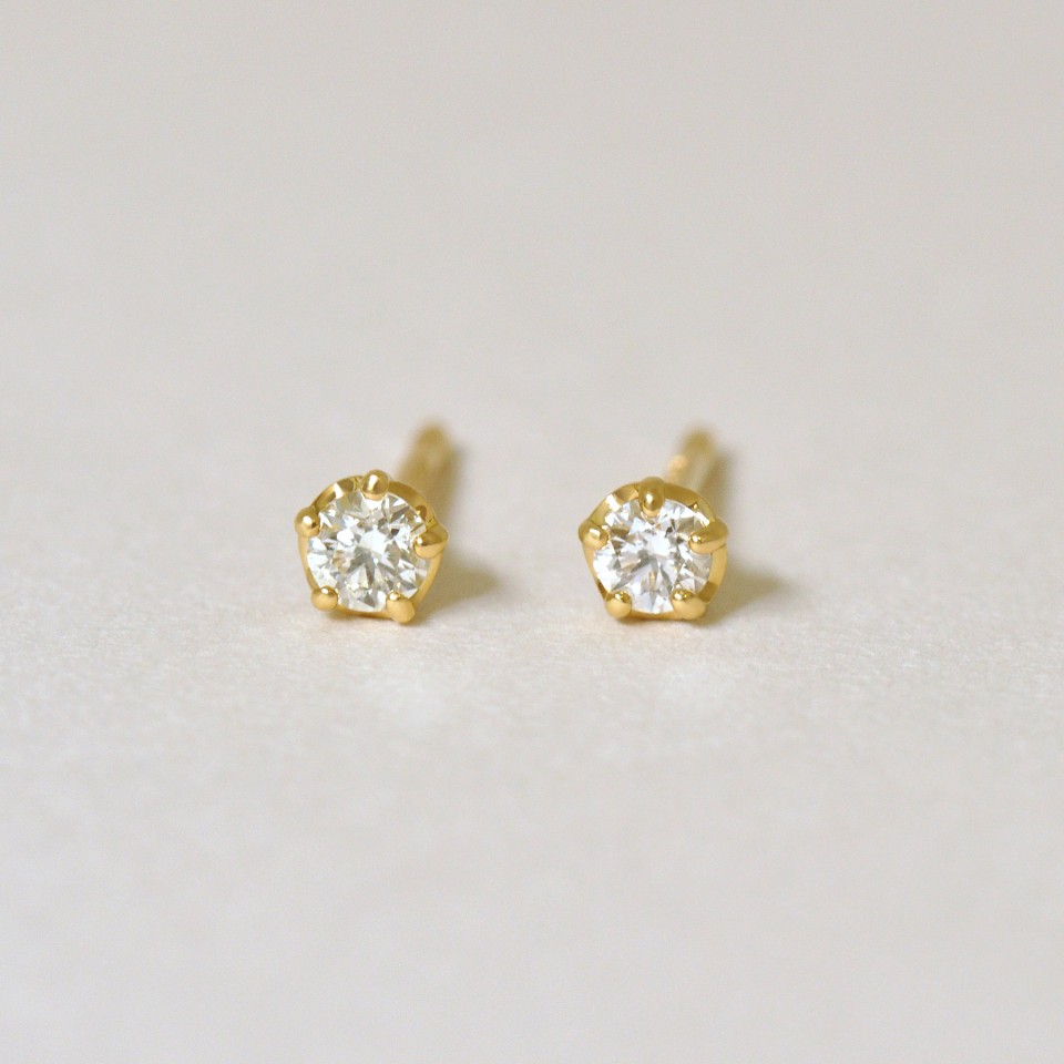 [ セカンドピアス] K18ダイヤモンドピアス0. 16ct( YG)