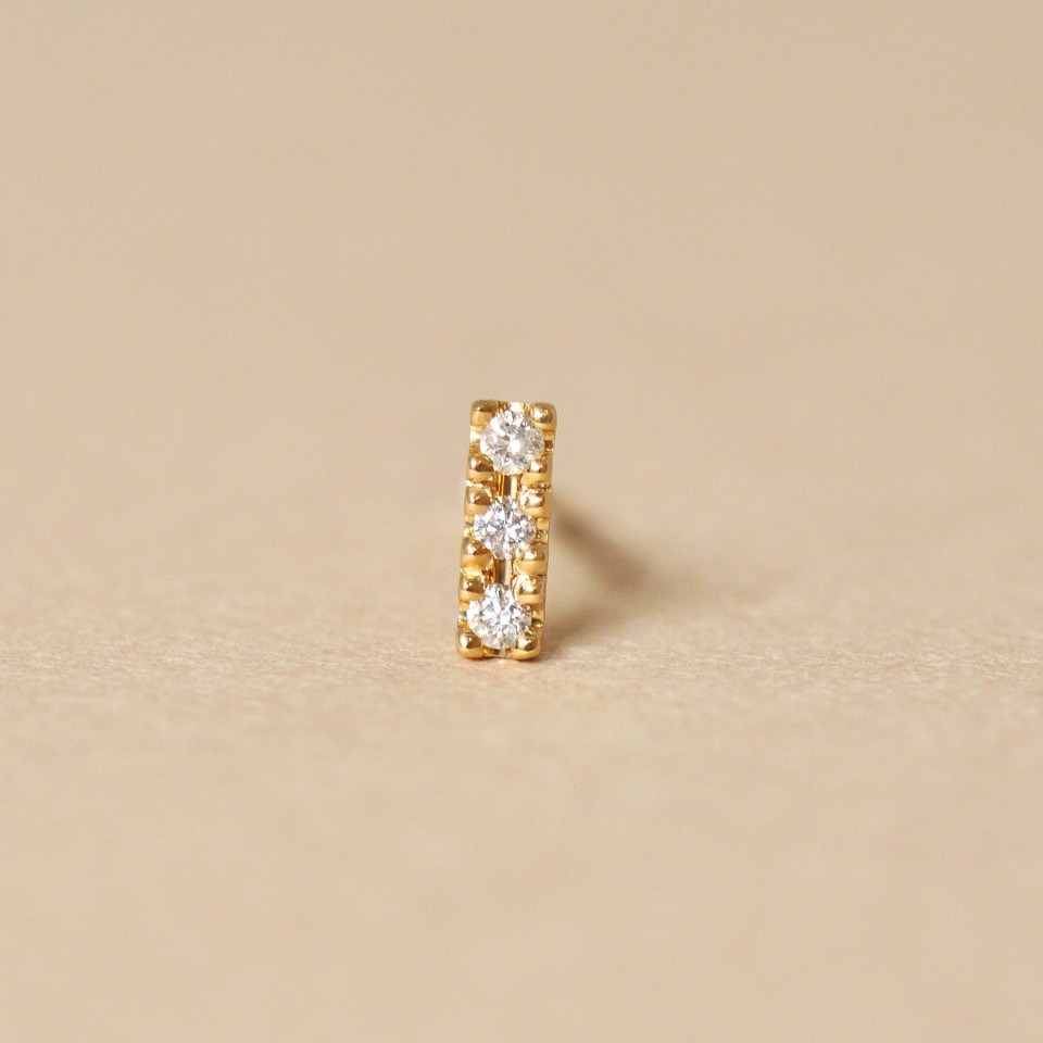 【 Solo Pierce】[ セカンドピアス] K18 ダイヤモンドハーフピアス