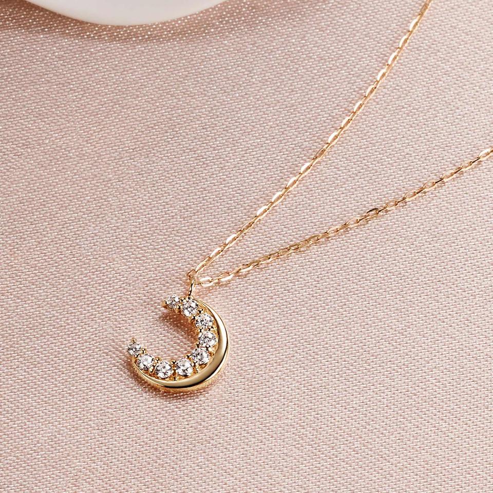 【GINGA】K10 モアサナイト 月 ネックレス ( YG)