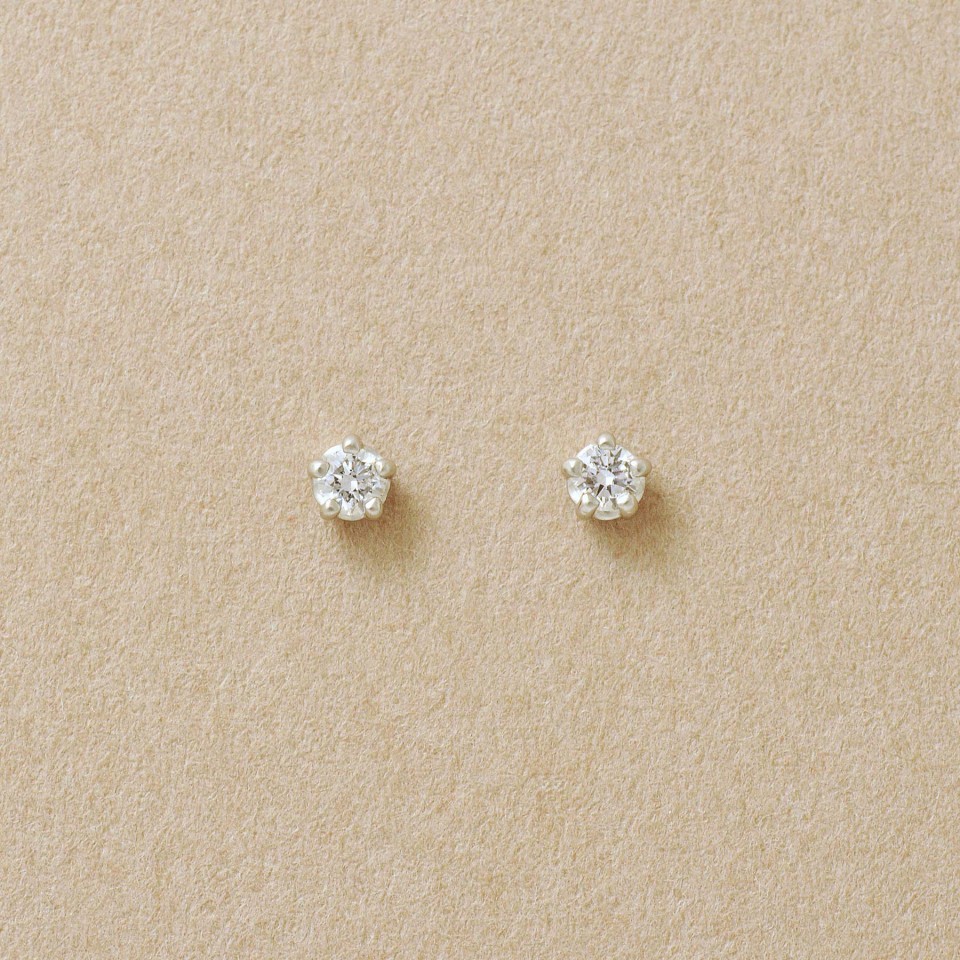 [ セカンドピアス]Ptダイヤモンドピアス0.06ct