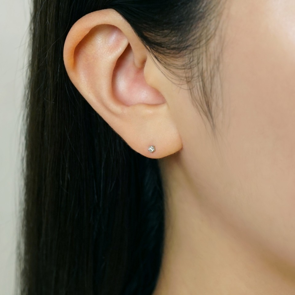 TAKE-UP ONLINE SHOP/テイクアップ公式オンラインショップ / [ セカンドピアス]Ptダイヤモンドピアス0.06ct