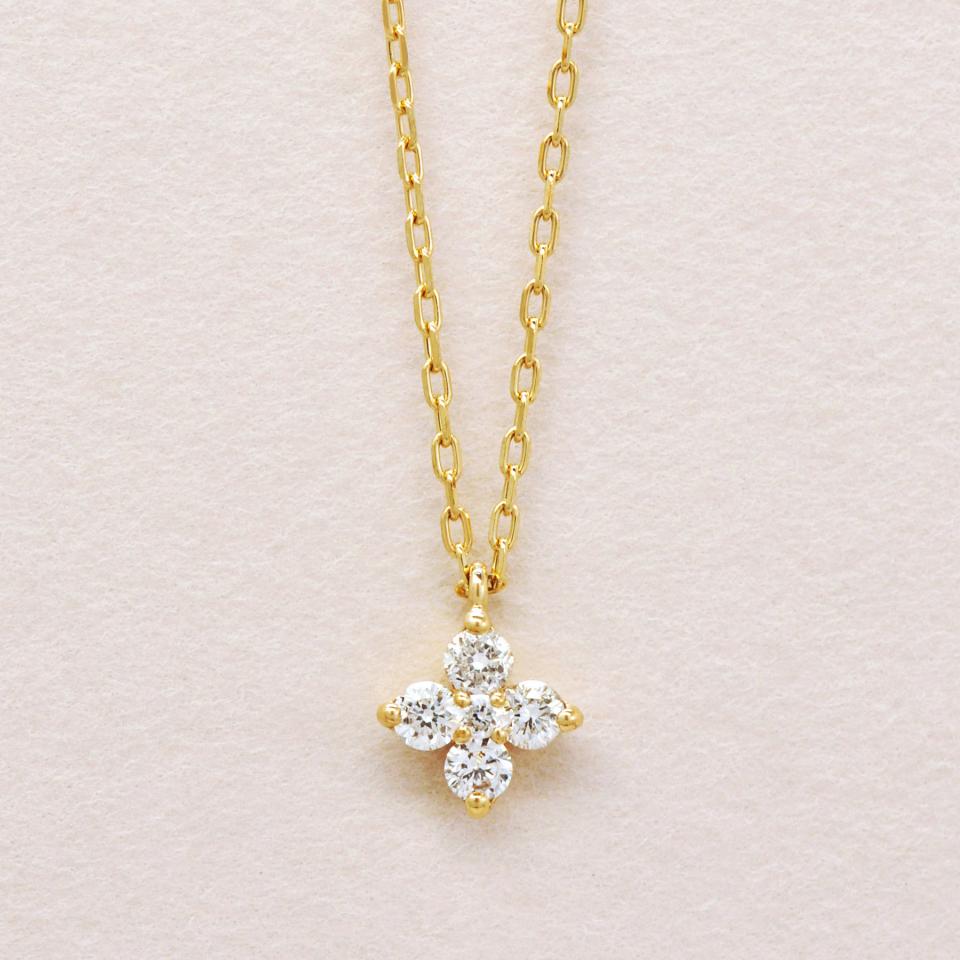 K10ダイヤモンド　ミニフラワーネックレス( YG)