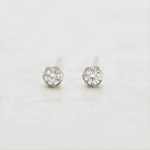 [セカンドピアス] Ptフィオレットセッティングダイヤモンドピアス0. 1ct